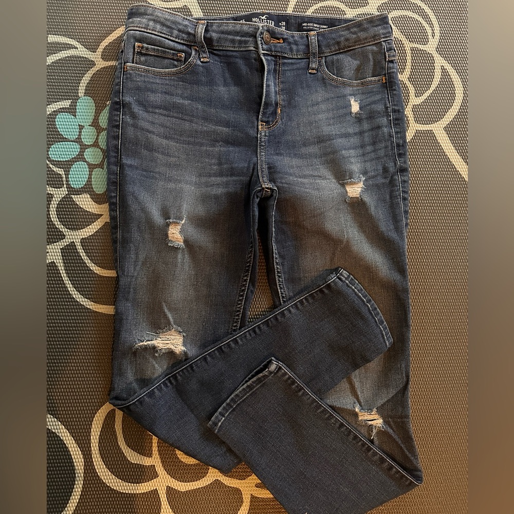 🌺Hollister mid rise super skinny jeans🌺